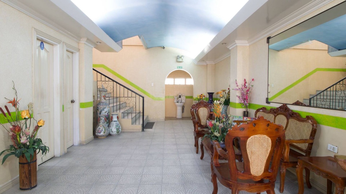 Pansol Hotel | RedDoorz @ Praferosa Resort Hotel Calamba