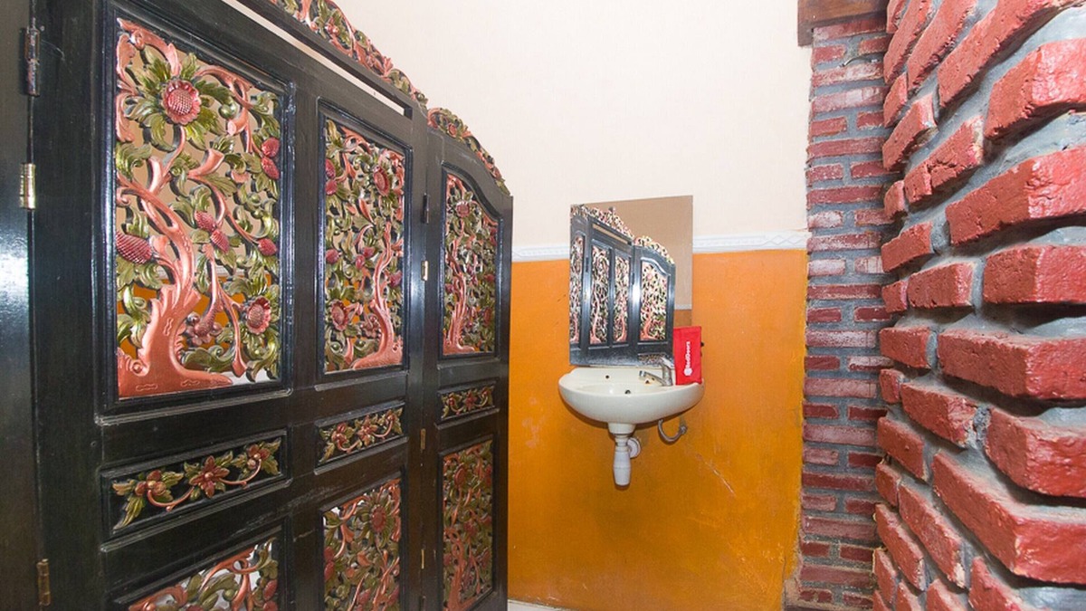 Sumenep House | RedDoorz Syariah near Keraton Sumenep