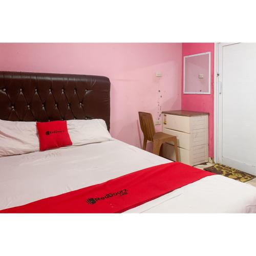 Bandar Lampung Hotel | RedDoorz Syariah Way Halim Lampung