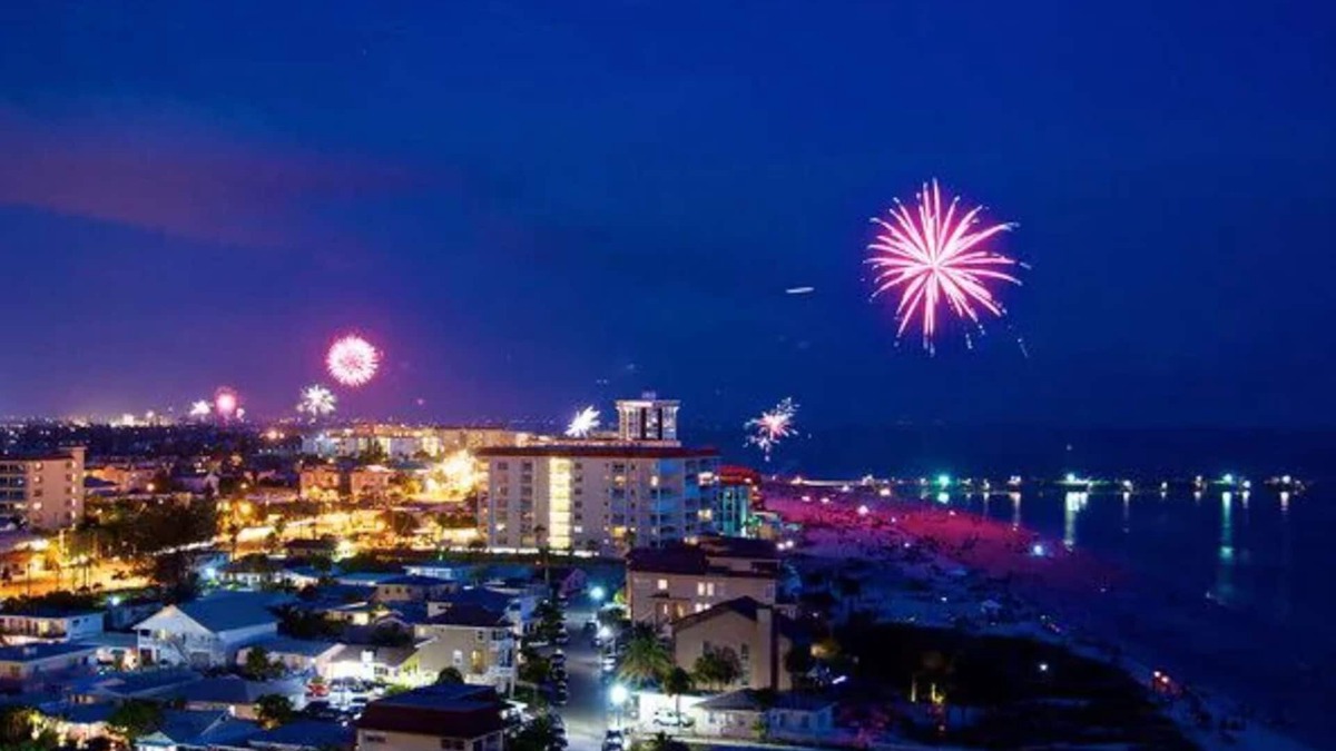 Redington Shores Condo | Redington Towers 1 Award Winning Gulf Front Corner Condo -