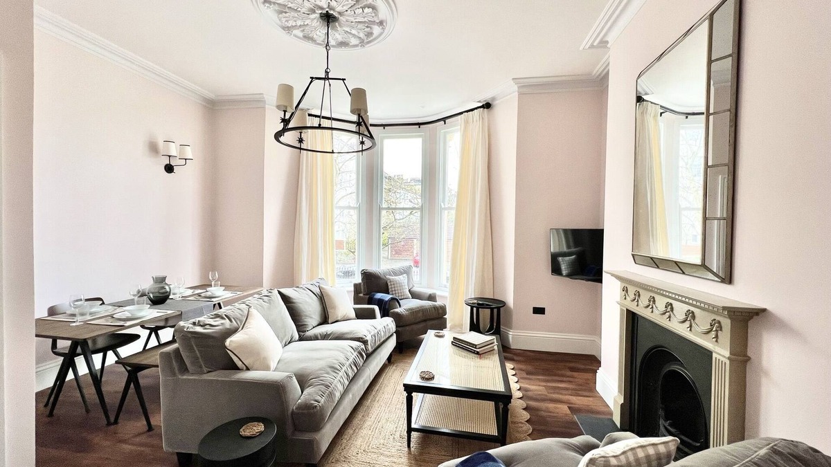 Bristol Apartment | Redland Suites - Apartment 4