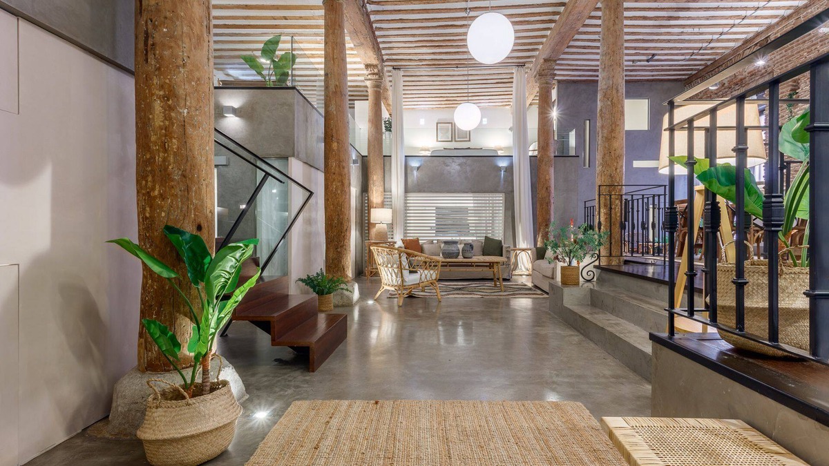 Palacio Apartment | Redondilla - Four Bedroom Apartment, Sleeps 7