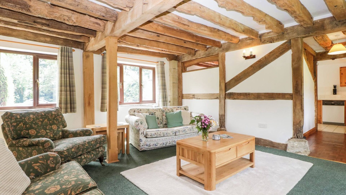 Mortimers Cross Cottage | Redstart Cottage