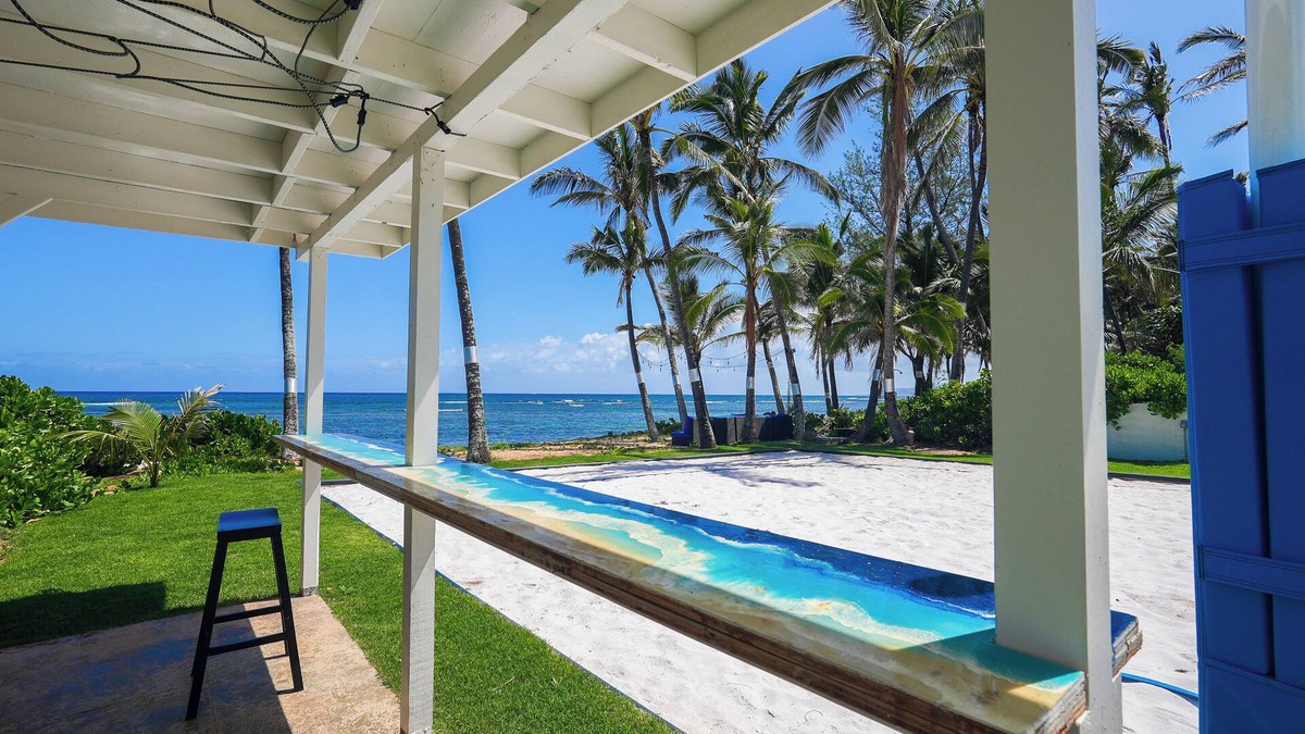 Mokuleia House | REDUCED RATES! Sept/Oct - Private Beachfront Oasis on the North Shore of Oahu