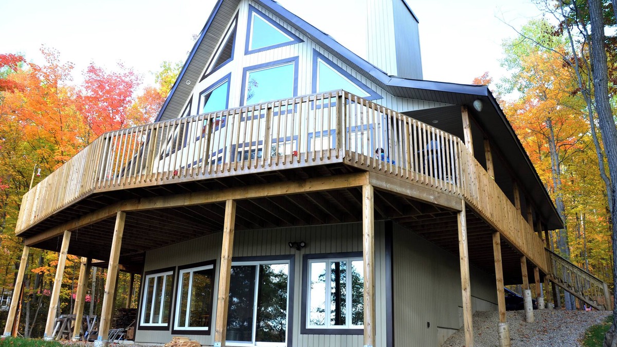 Whitewater Region Cottage | Redwing Lake house, waterfront property on Muskrat lake. Game room & big dock.