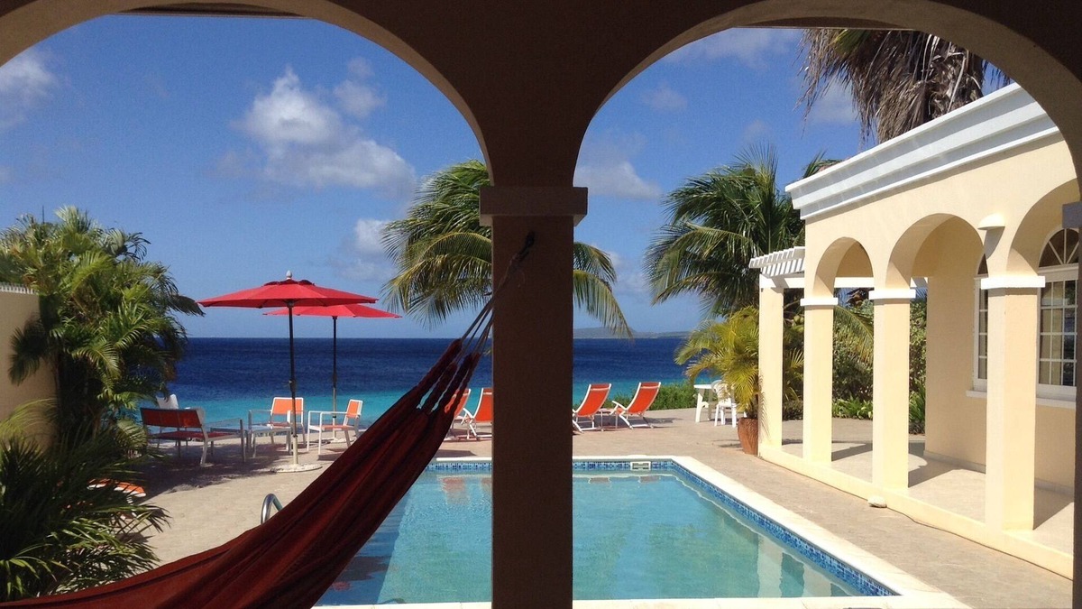 Sabadeco Villa | Reef Front Divers Dream Crown Ridge Luxury Villa In Beautiful Sabadeco!
