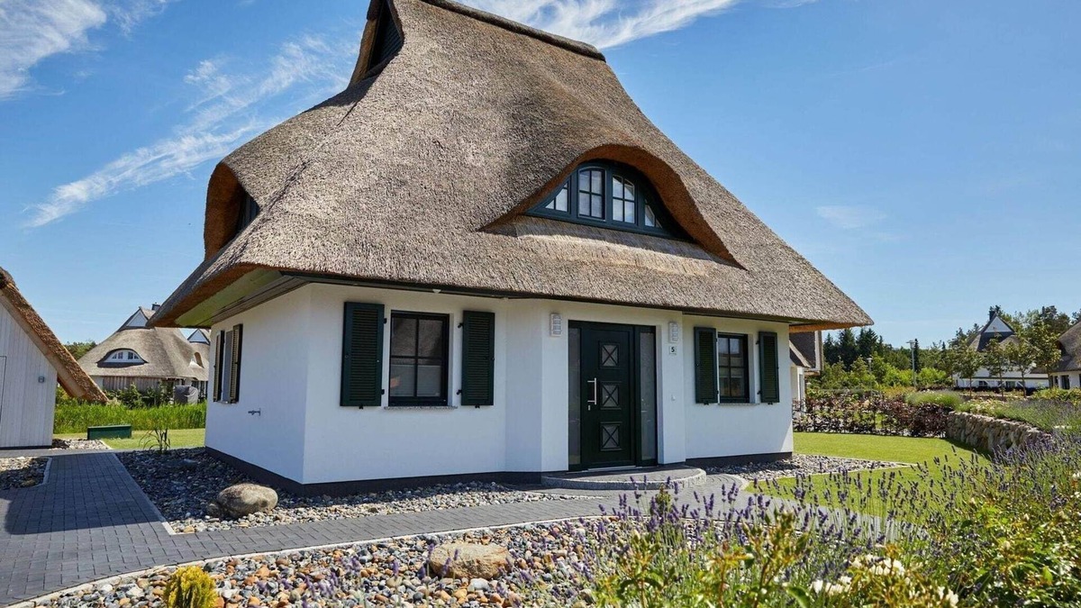 Fuhlendorf House | Reetdachhaus in Bodstedt mit Sauna am Bodden