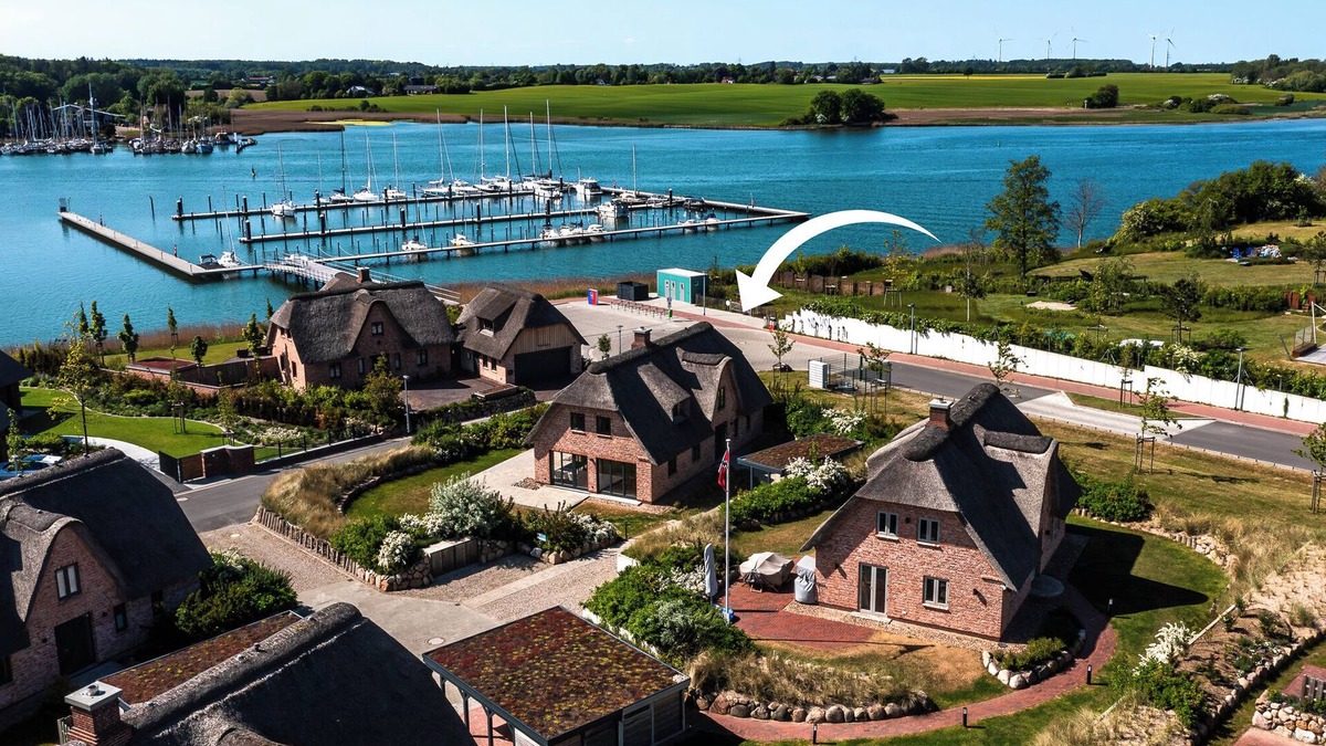 Ellenberg House | "Reethus Schleiblick" new vacation home, with traditional charm on the Schlei