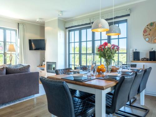 Kreptitz House | Reetland am Meer - Luxus Reetdachvilla mit 3 Schlafzimmern, Sauna und Kamin E27
