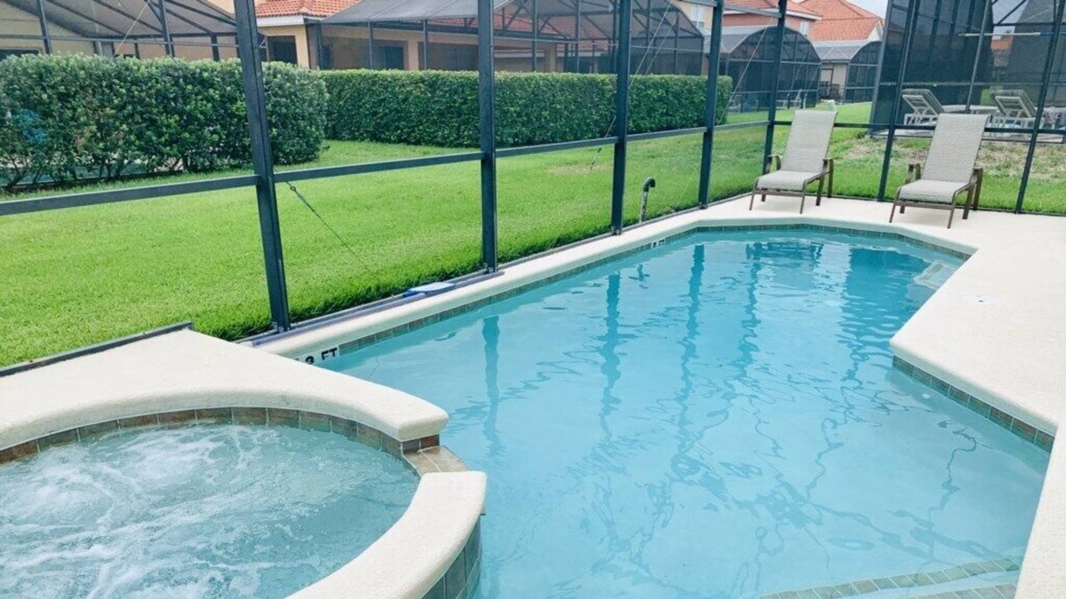 Solana House | Ref 23. Superb 4 bedroom, 3 bathroom villa with pool.