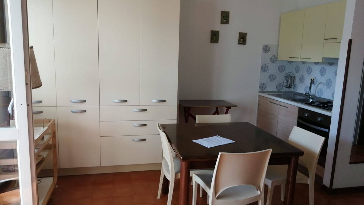 Villa Musone Apartment | Ref. 45 Summer rental – Three bedroom apartment 150 m from the sea, sleeps 7