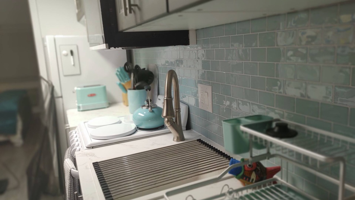 Paradise Lakes Condo | Refections - A remodeled 1 bedroom condo in a Clothing Optional Resort
