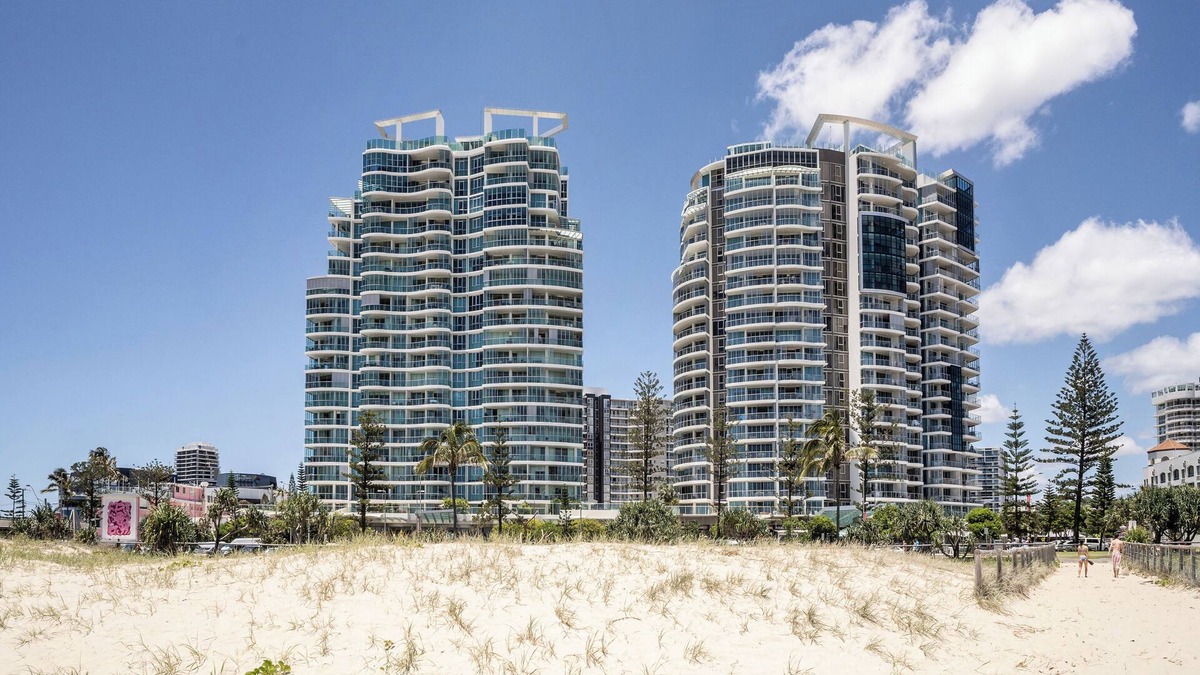 Coolangatta Apartment | Reflection Tower Two