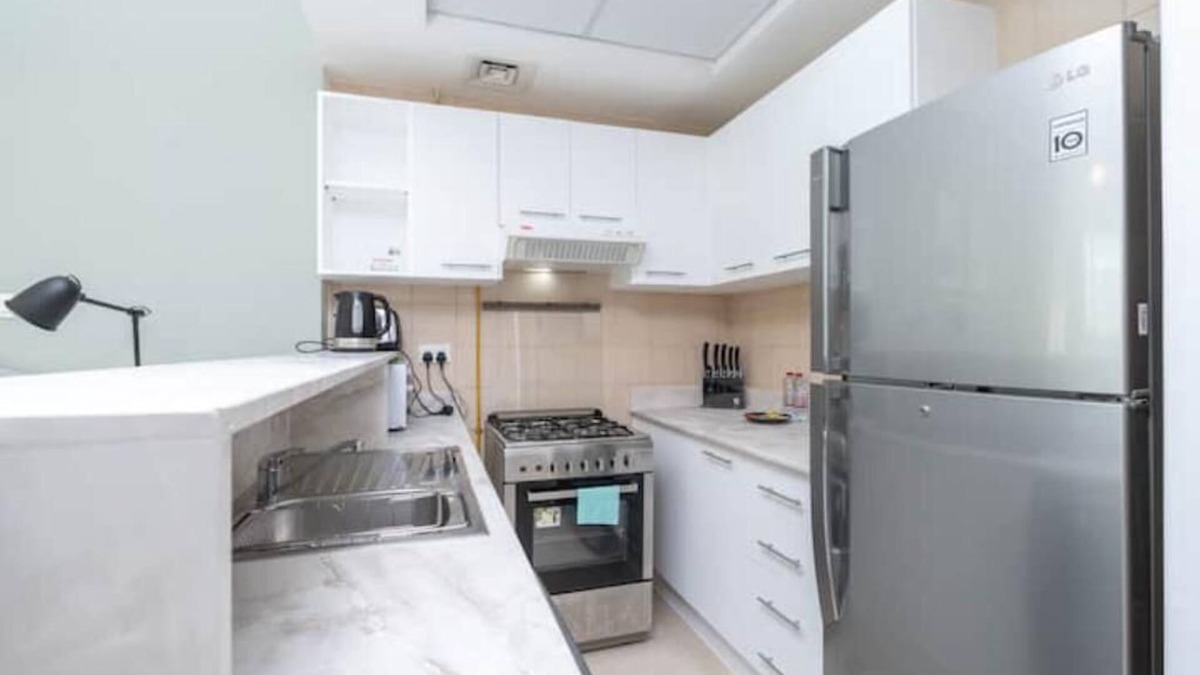 Business Bay Apartment | Refreshing Getaway: Studio in Downtown Dubai