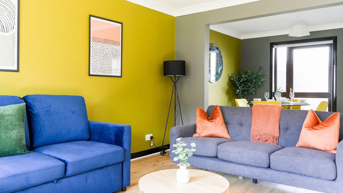 Alloa House | Refreshing Modern House in Sauchie