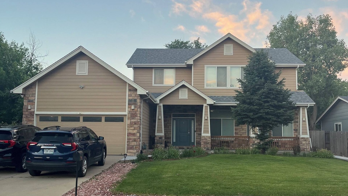 Aurora House | Refreshing View & Spacious Upper Level 3 BRs, 2 Full Bathrooms, patio & more!