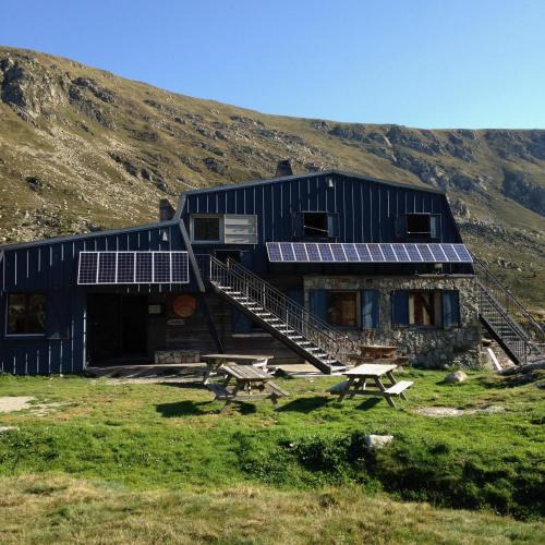 Auzat Hotel | Refuge des étangs de Bassiès