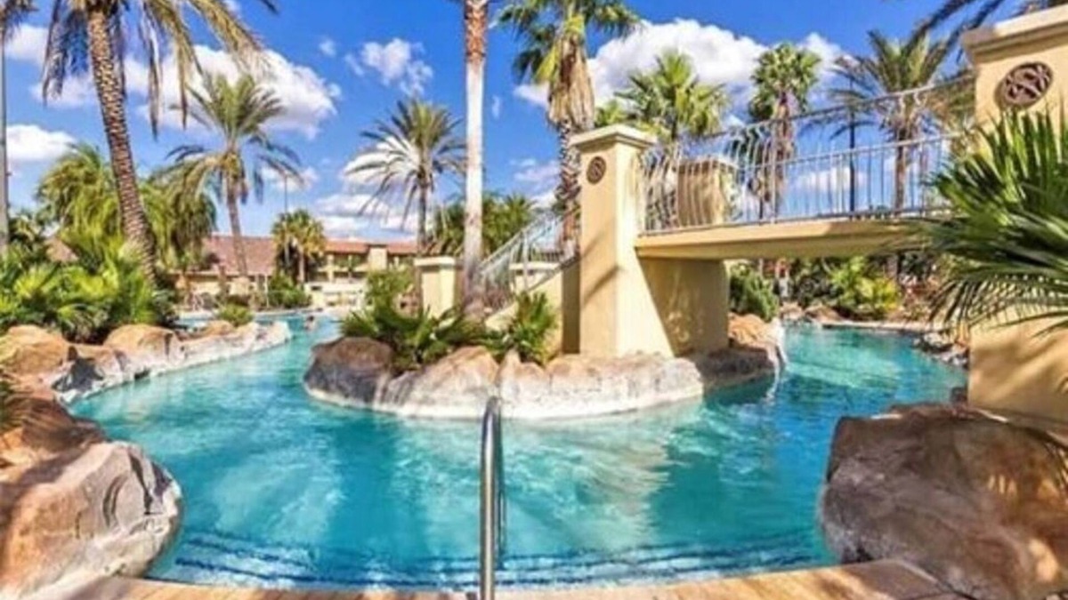 Regal Palms House | REGAL PALMS OASIS-dreamy resort style townhouse with many amenities