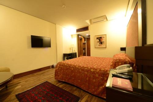 Gulberg Hotel | Regency Inn Hotel
