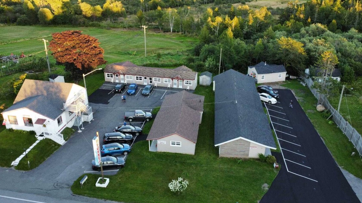 Saint John Hotel | Regent Motel