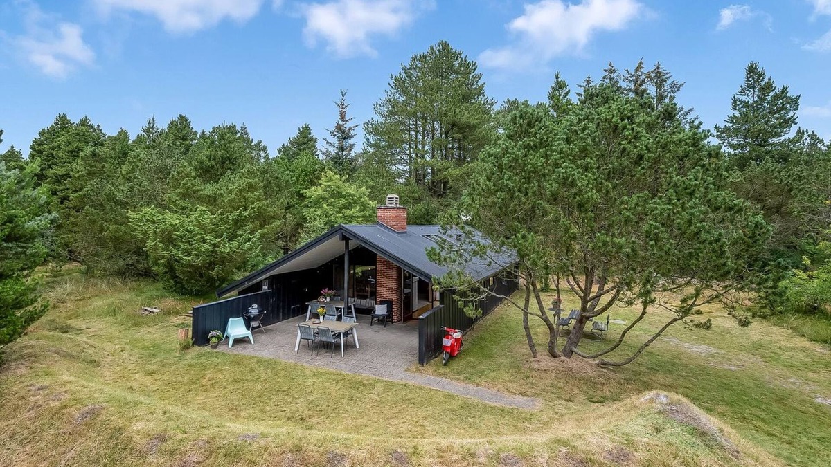 Mosevra House | "Regine" - 1.1km to the fjord by Interhome