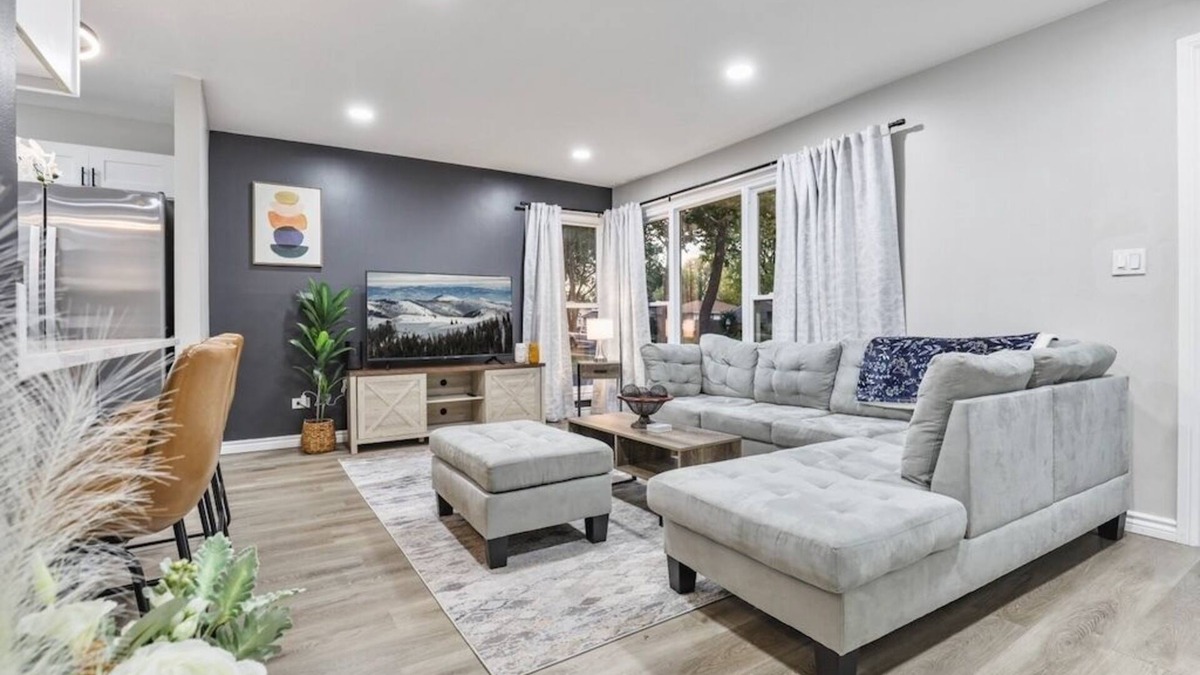 Rolling Meadows House | Reign - Rolling Meadows Home!