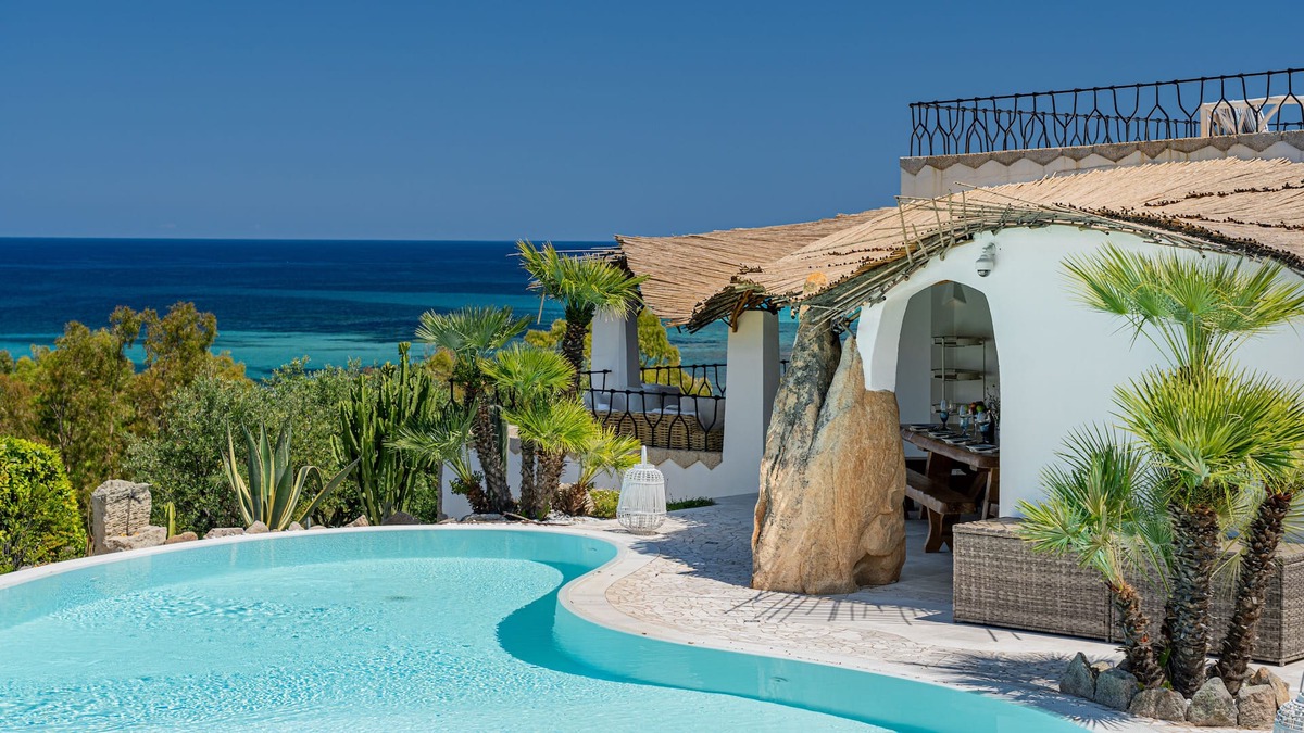 Luddui Villa | Reina de Tavolara: luxury villa in San Teodoro with private pool near the beach