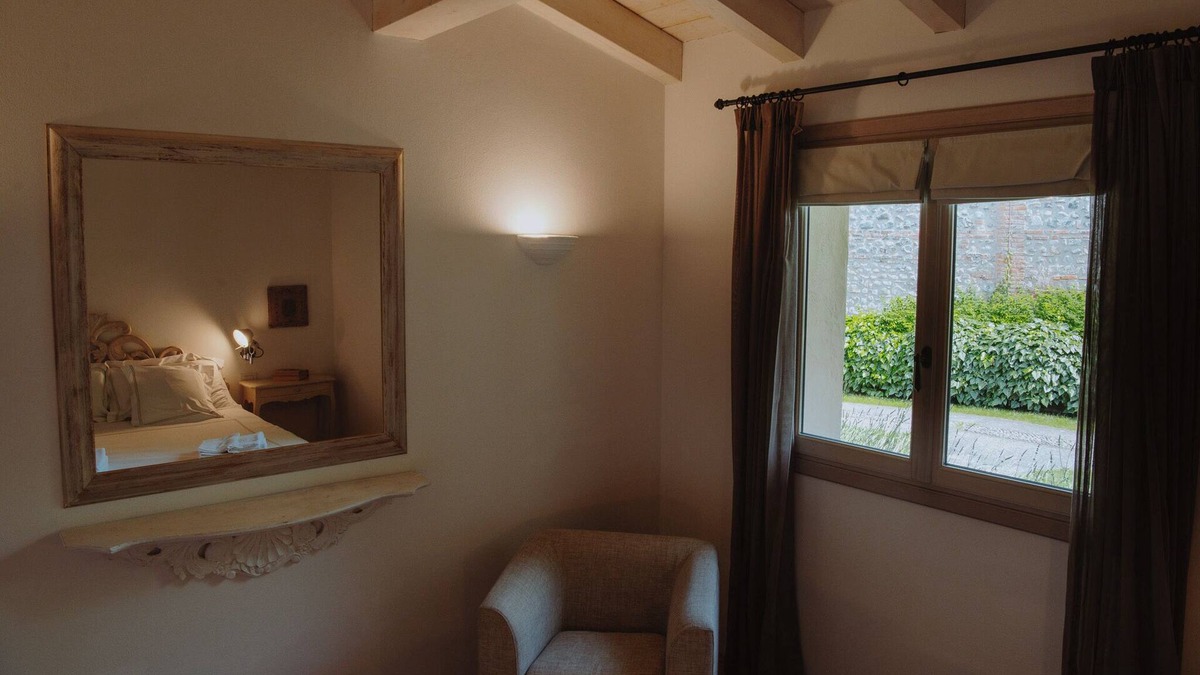 Puegnago del Garda Apartment | RELAIS DE CHARME "LE VIDELLE" - sapphire apartment