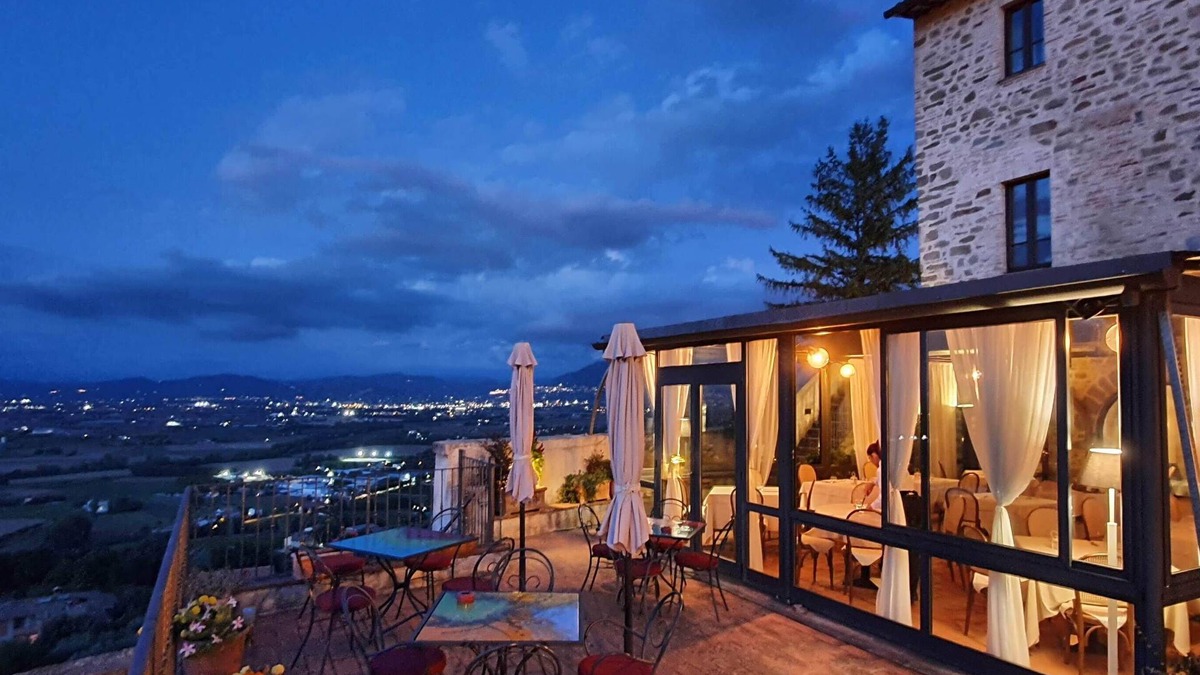 Bettona Hotel | Relais La Corte Di Bettona