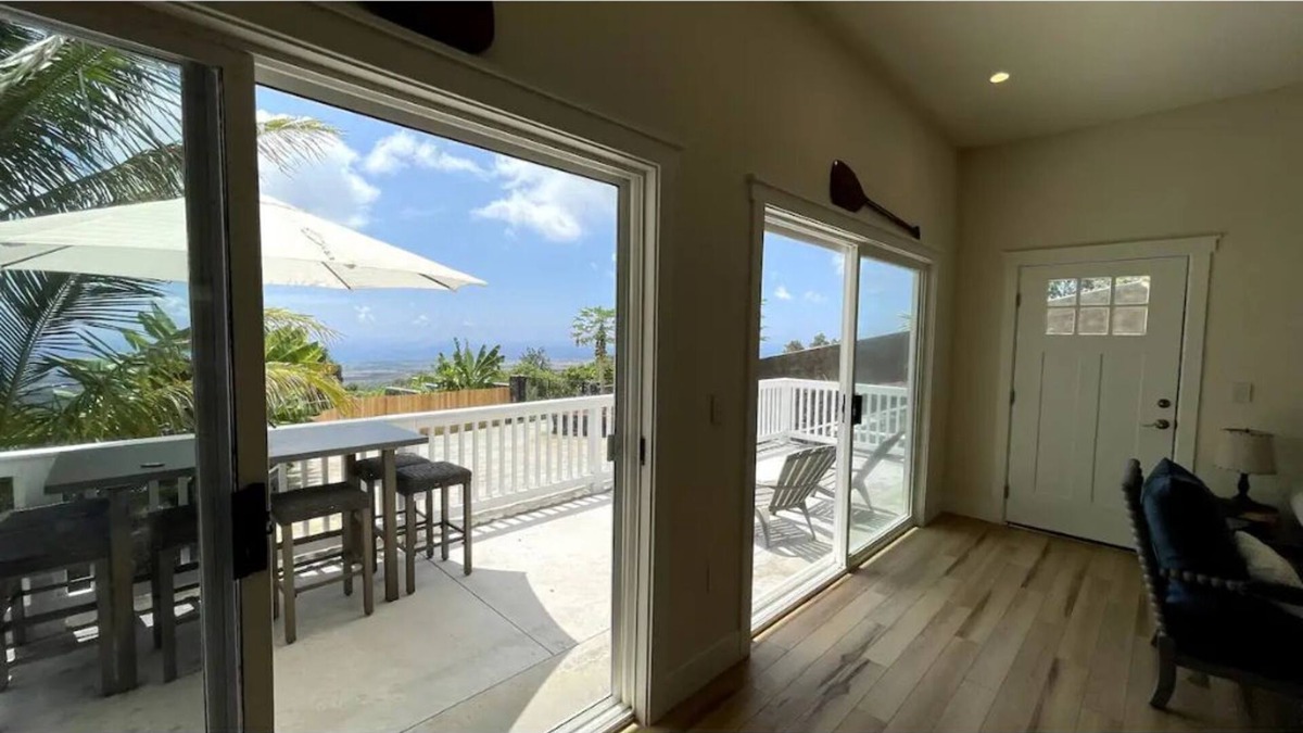 Kalaoa House | Relax and enjoy with amazing views of Kona Sunsets!n