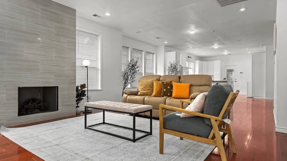 Sherman House | Relax and peaceful 4 BD house with fireplace
