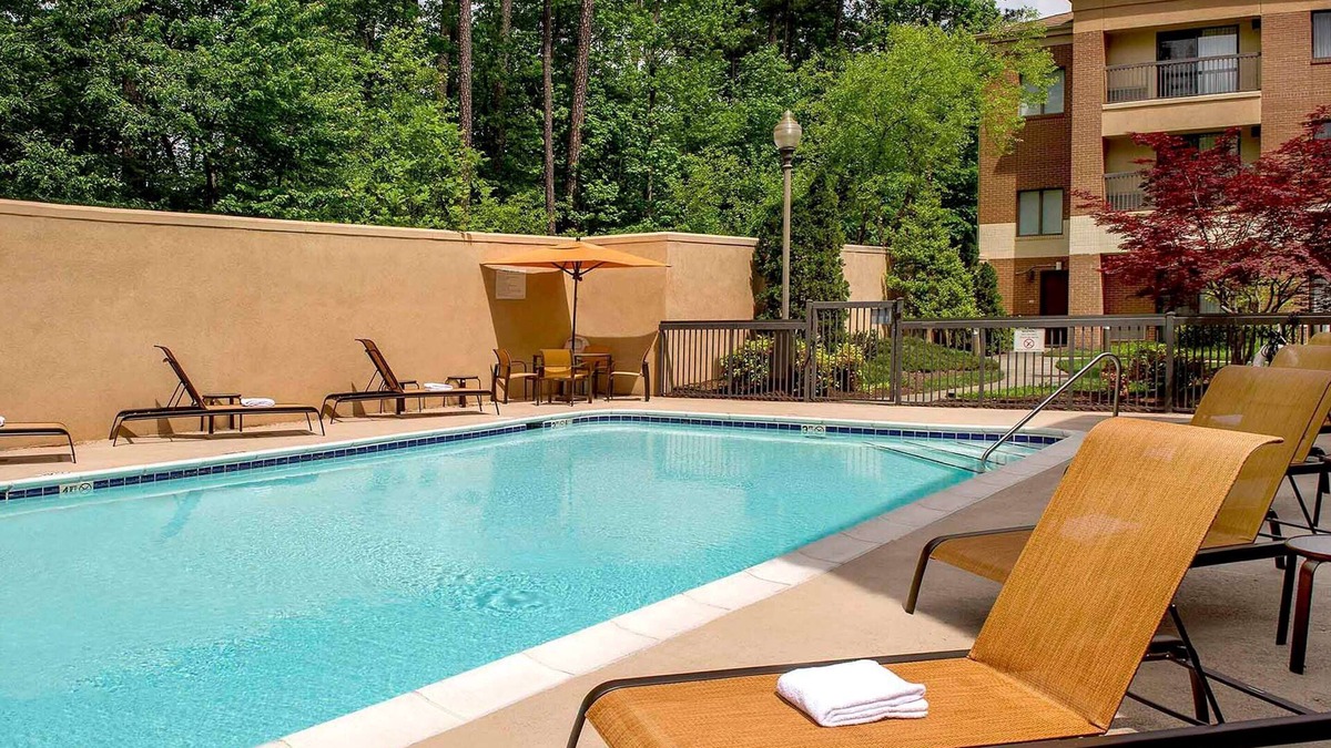 Durham Hotel | Relax and Recharge! 2 Comfortable Units, Free Parking, Onsite Pool, Pets Allowed
