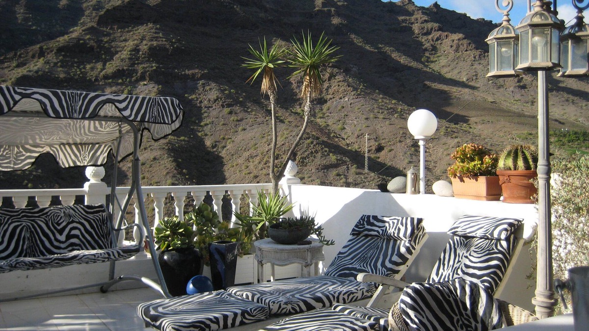 Mogan Apartment | Relax as a couple on the large terrace, view of the mountains, Wi-Fi