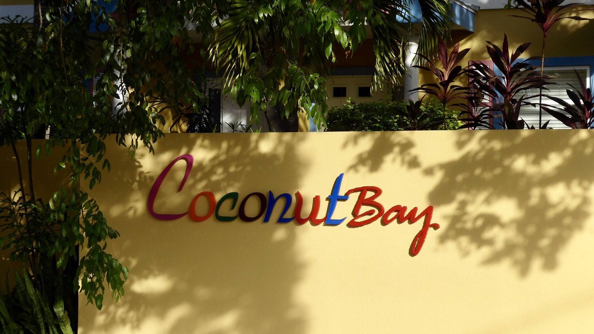 Northwest Point House | Relax at Coconut Bay!