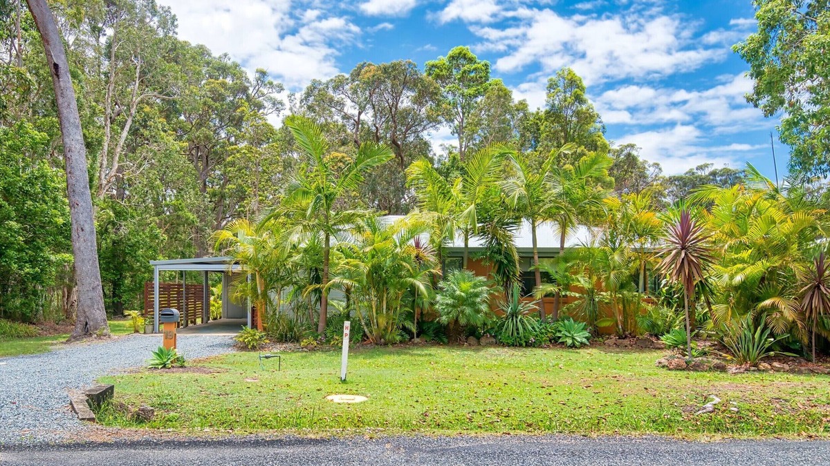 Arrawarra House | Relax at 'Lazy Rights'