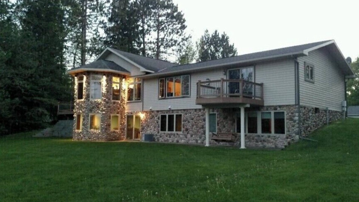 Lake Nebagamon House | Relax at the Lake House