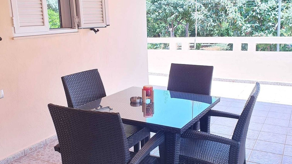 Perivolia Apartment | Relax away from city traffic, in strategic position for your vacations in Chania