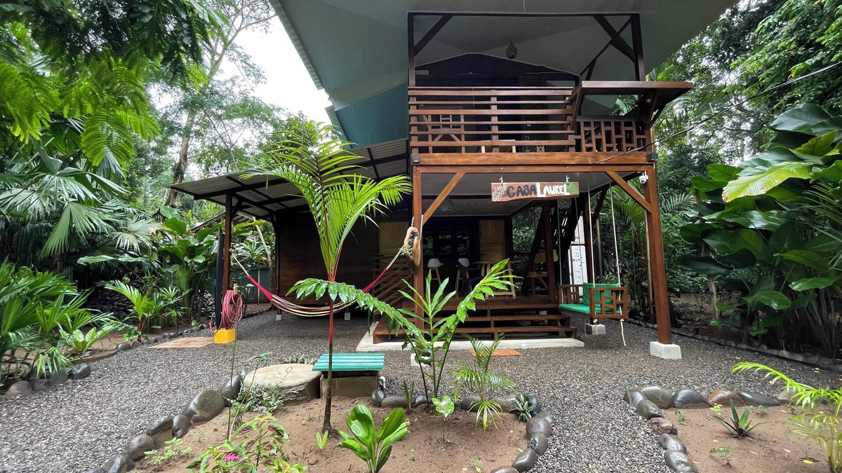 Cocles House | Relaxing 2bedroom-2bathroom Tropical Caribbean Home in the center of COCLES