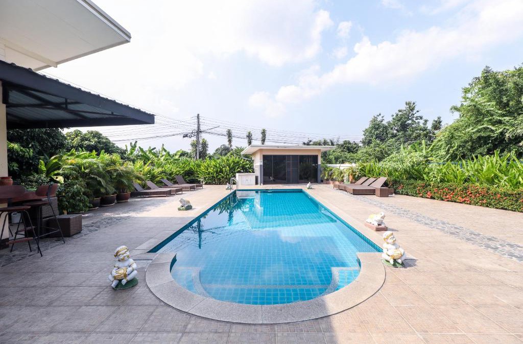 Saraphi Hotel | Relax Garden House