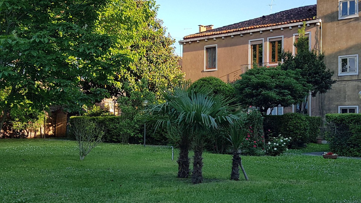 Molina Apartment | RELAX GARDEN HOUSE WITH LAGOON VIEW