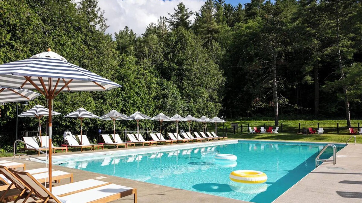 Stowe Area Hotel | Relax in a Spacious Room Surrounded by Nature! Outdoor Pool!
