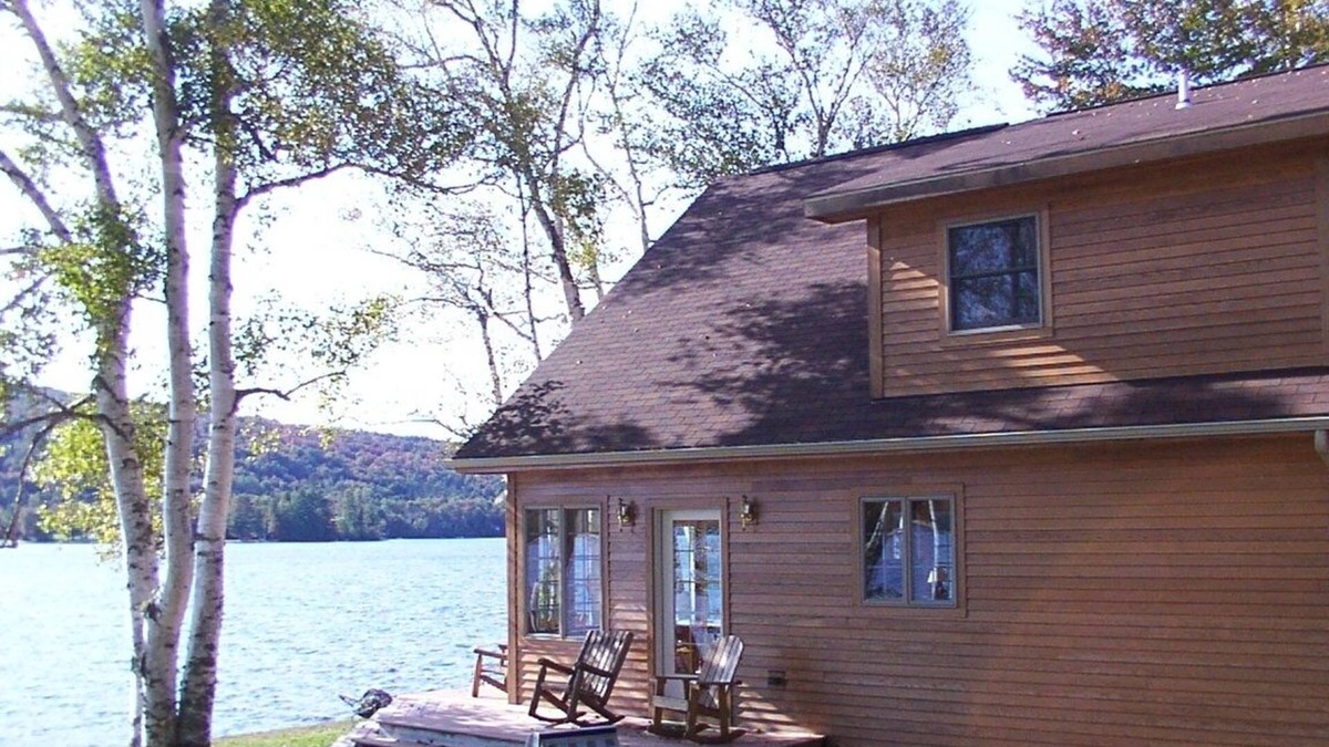 Brighton Ski Chalet | Relax in Peace at this Beautiful Island Pond Lakeside Chalet