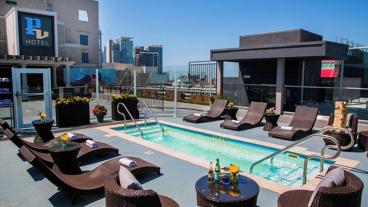 Little Italy Hotel | Relax in Stylish Room Steps from Downtown, Balboa Park and Cruise Terminal