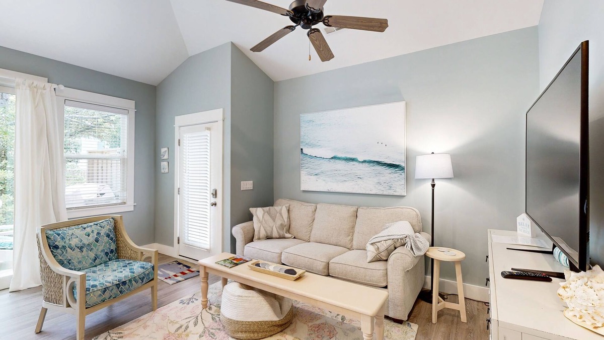 Corolla Light Condo | Relax in this inviting condo with pool