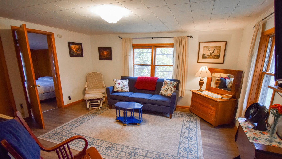 Ashland Cottage | Relax on the shores of Lake Superior