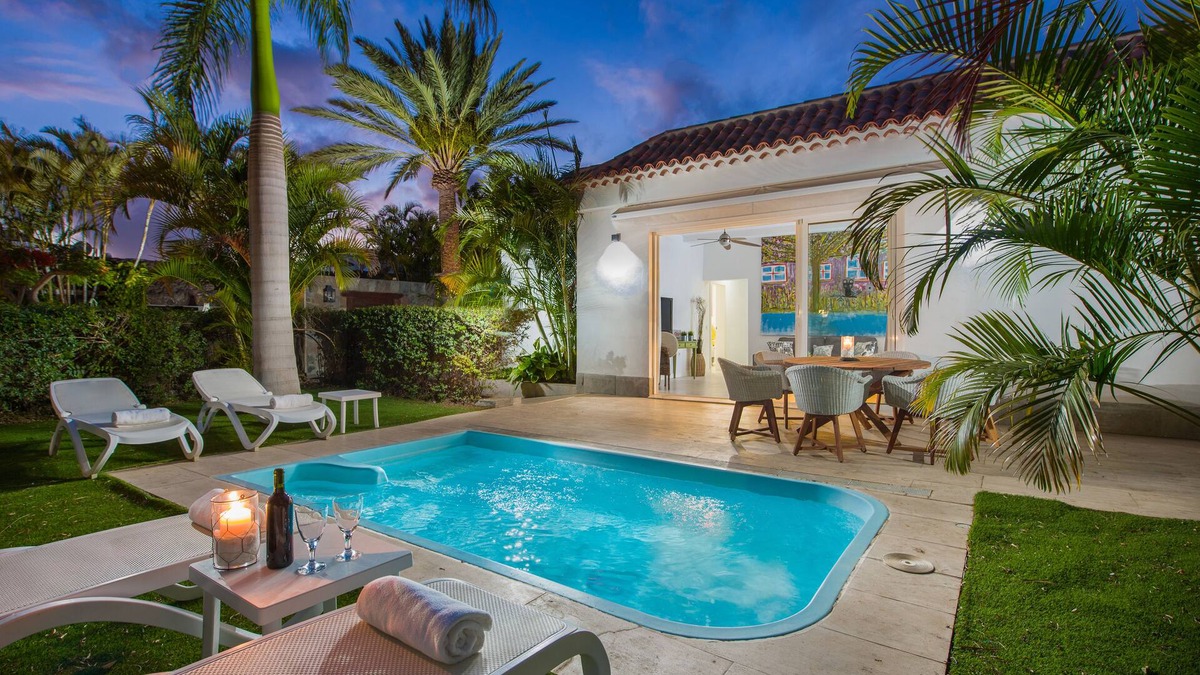 San Miguel de Abona Villa | Relax Private villa with Heated pool, 3 bedrooms