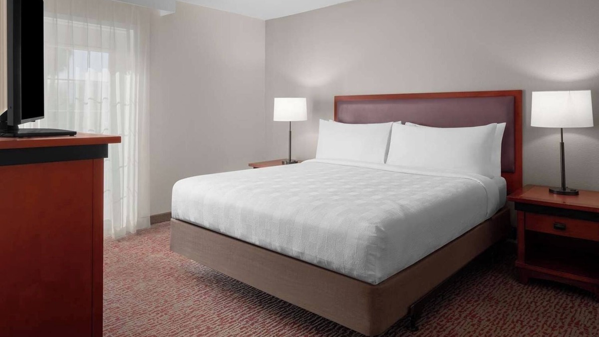 Downtown Hotel | Relax & Recharge – Fully Equipped Suites with Full Kitchen, Near Silicon Valley!