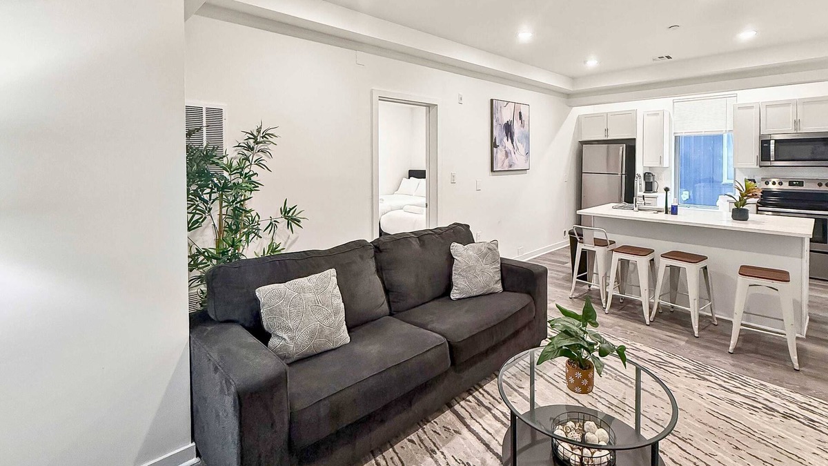 Olde Kensington Apartment | Relax & Stay 2BR | Sleeps 6 | Northern Liberties