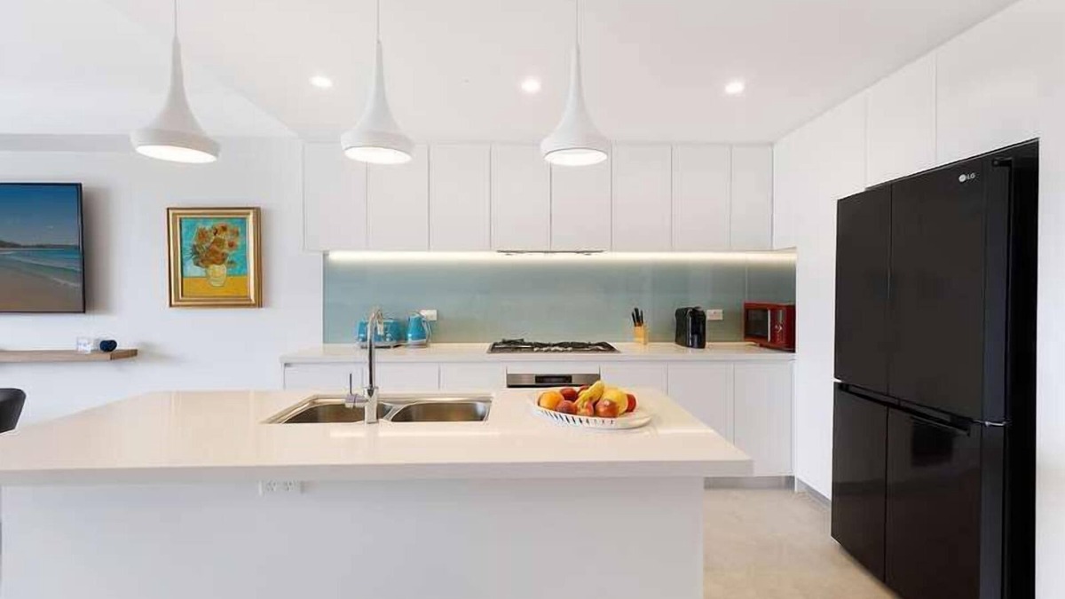 Magenta Shores House | Relax, unwind and rejuvenate at Beach Kaia