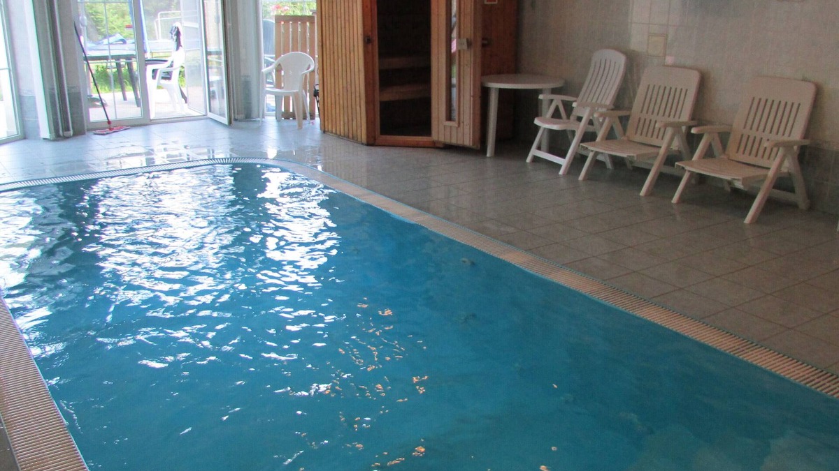 Vranov Villa | RELAX VILLA NEAR PRAGUE,WHIRLPOOL,INNEN POOL,SAUNA,GRILL,BAR,WIFI,PS3,NINTENDO